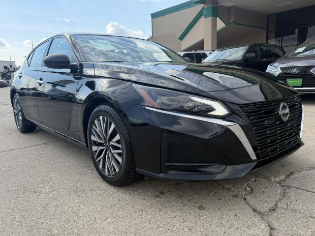 2024 Nissan Altima Automatic Xtronic CVT - Image 4