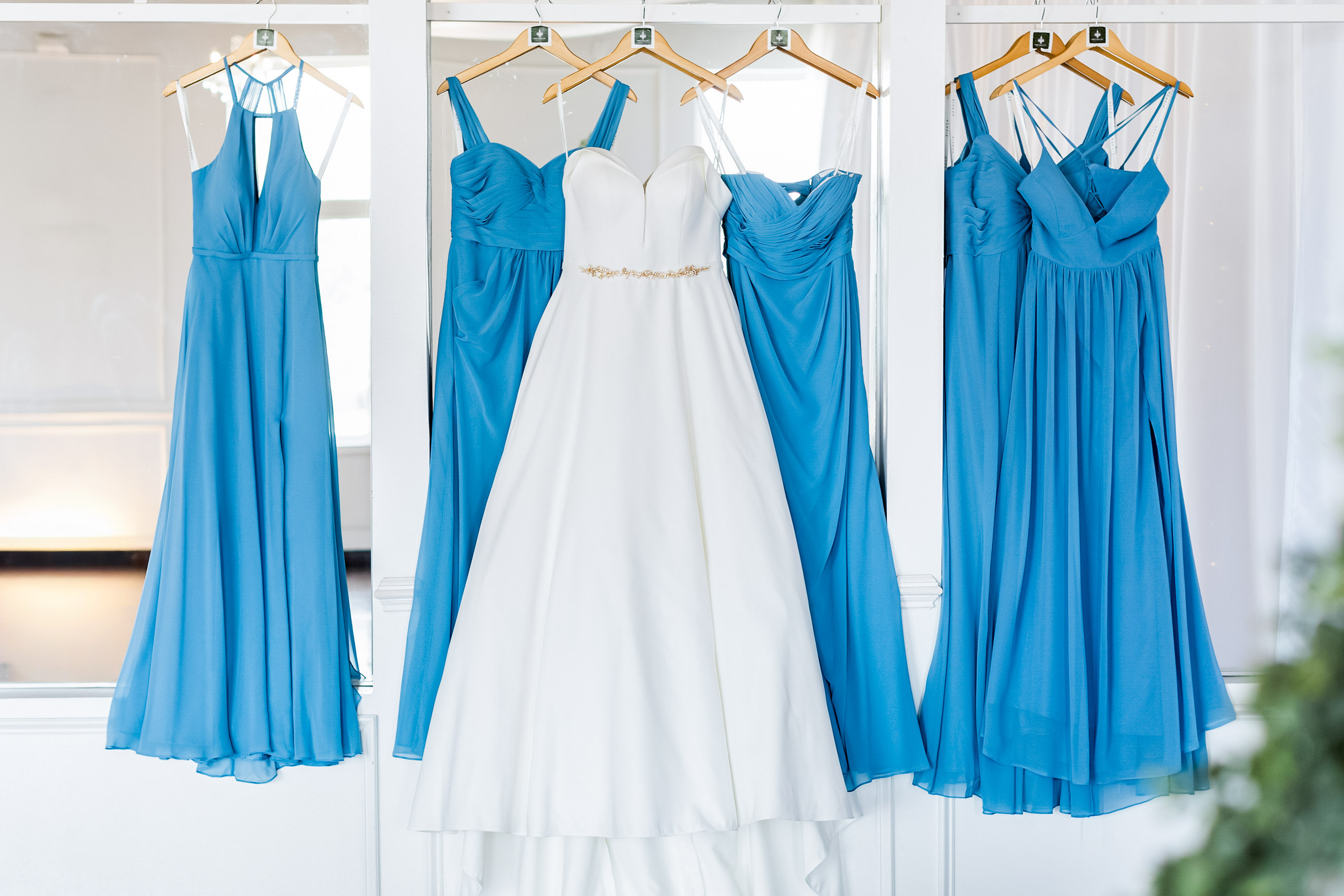 25 Summer Bridesmaid Dress Colors That Guarantee Glamor and Shine