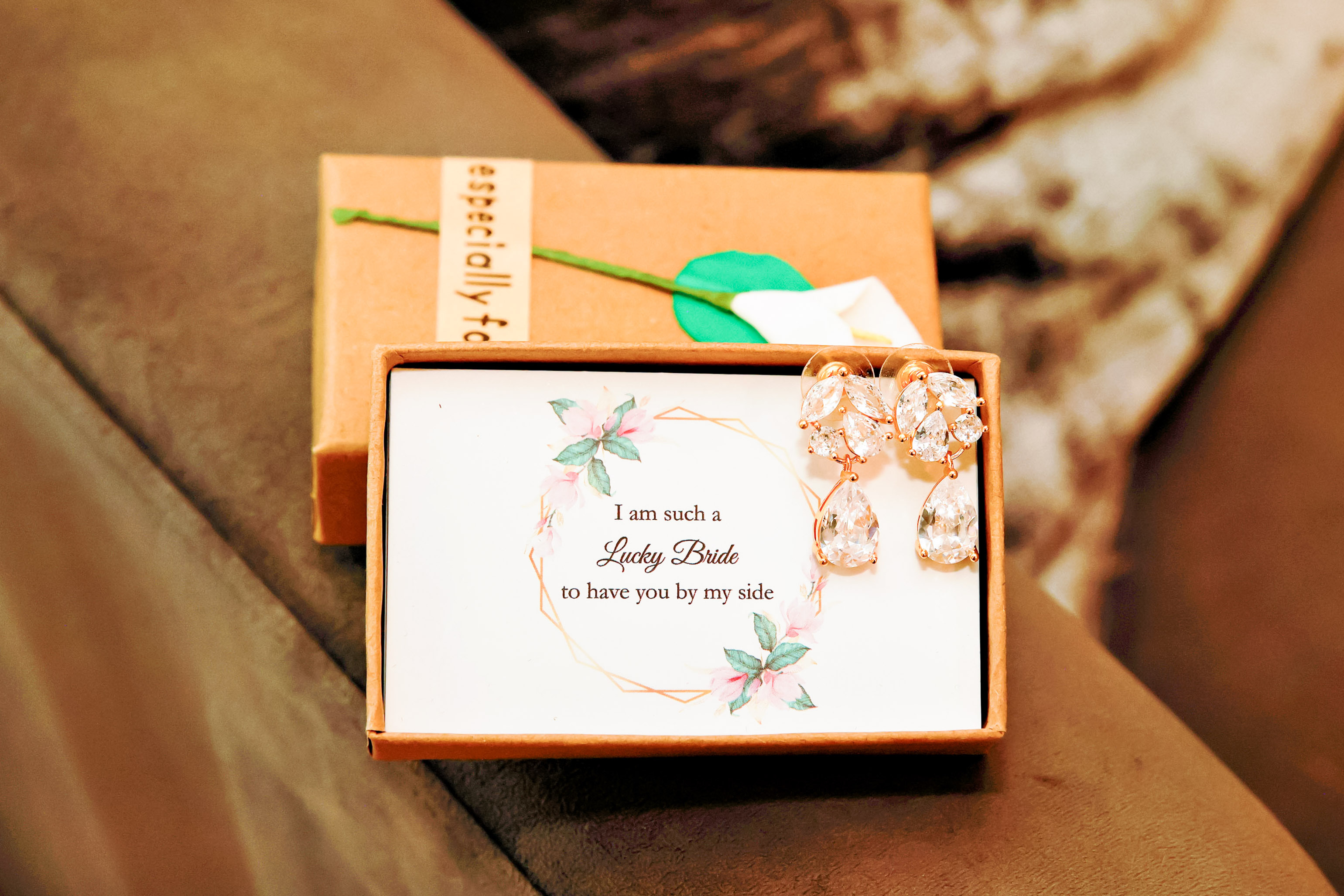 27 Wedding Gift Ideas That Will Make Your Best Friend Feel Loved