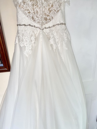 Allure Bridals 2021 - 9520L size 20 - $700 - (36% OFF)