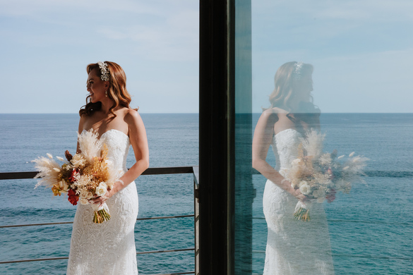Dany tabet  - Beaded lace mermaid with plunging neckline size 2 - $2350 - (59% OFF)