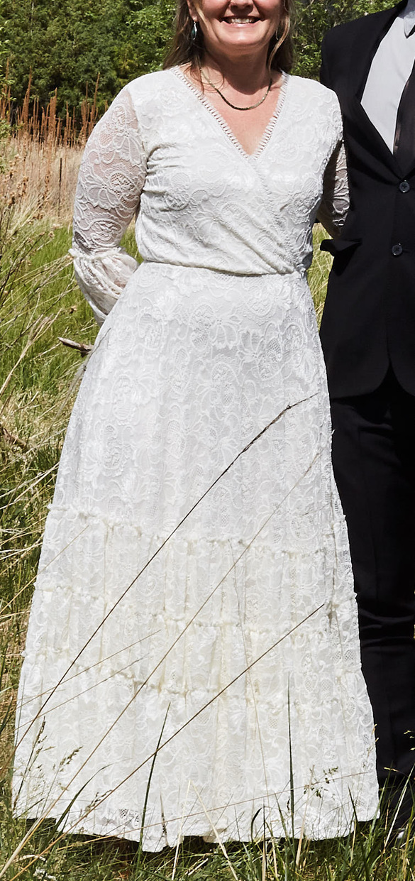 BlushFashion - Ivory Lace Boho  size 8 - $580 - (55% OFF)