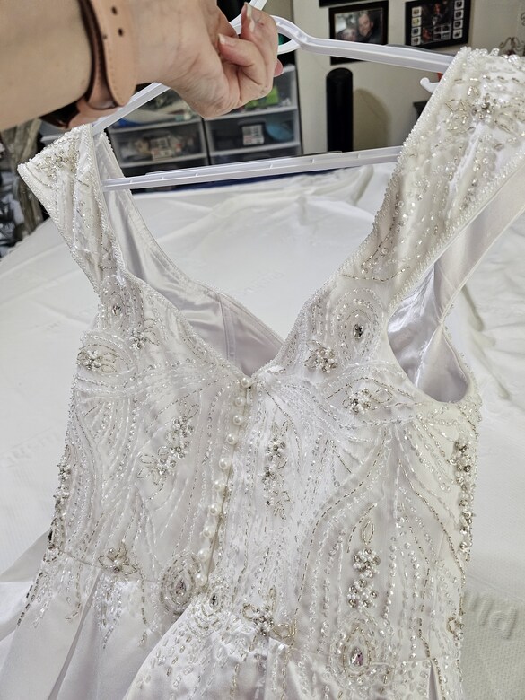 No idea - Ballgown size 12 - $350 - (71% OFF)