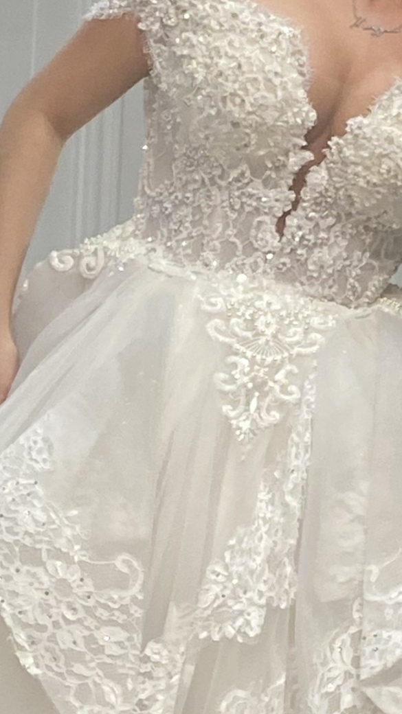 ESEA AZENABOR  - Custom  size 4 - $4000 - (56% OFF)