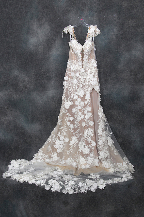 Mon cheri - 122171 size 18 - $2500 - (17% OFF)