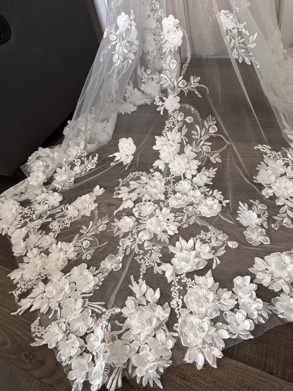 Mon cheri - 122171 size 18 - $2500 - (17% OFF)