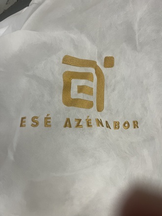 ESEA AZENABOR  - Custom  size 4 - $4000 - (73% OFF)