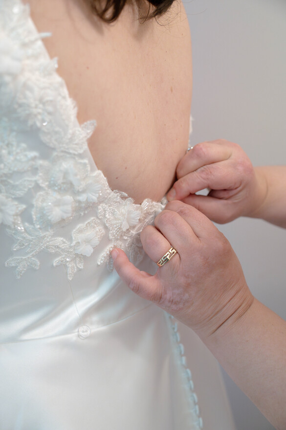 Justin alexander - Evangeline size 18 - $2150 - (50% OFF)