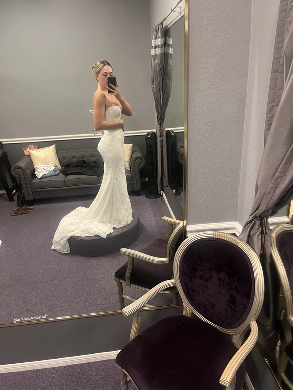 Elizabeth Lee - Beckett size 4 - $3000 - (29% OFF)