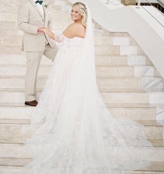 Madi Lane  - Bronte  size 20 - $1200 - (52% OFF)