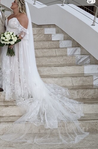 Madi Lane  - Bronte  size 20 - $1200 - (52% OFF)