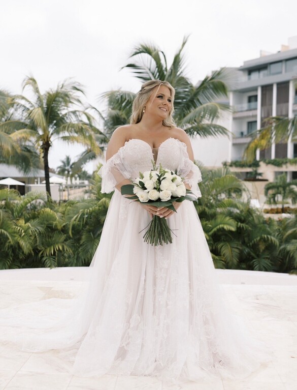 Madi Lane  - Bronte  size 20 - $1200 - (52% OFF)