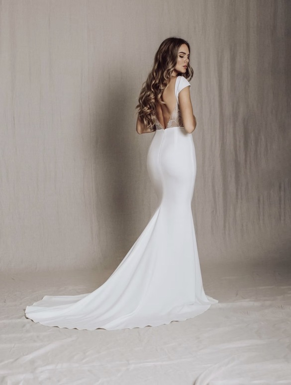 Anais Anette - Ezra size 18 - $2750 - (45% OFF)