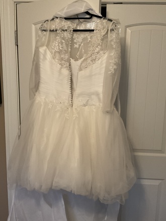 Zac Posen  - Truly size 14 - $1000 - (60% OFF)