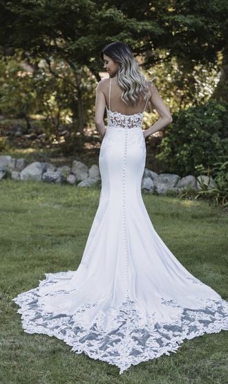 Allure bridals - 9910L size 8 - $1300 - (13% OFF)
