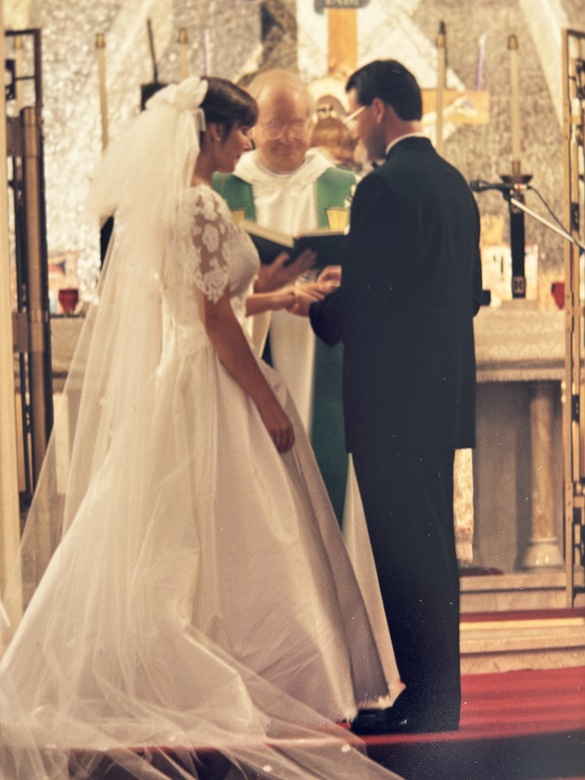 Custom - Ball gown, short sleeve size 6 - $1500 - (70% OFF)