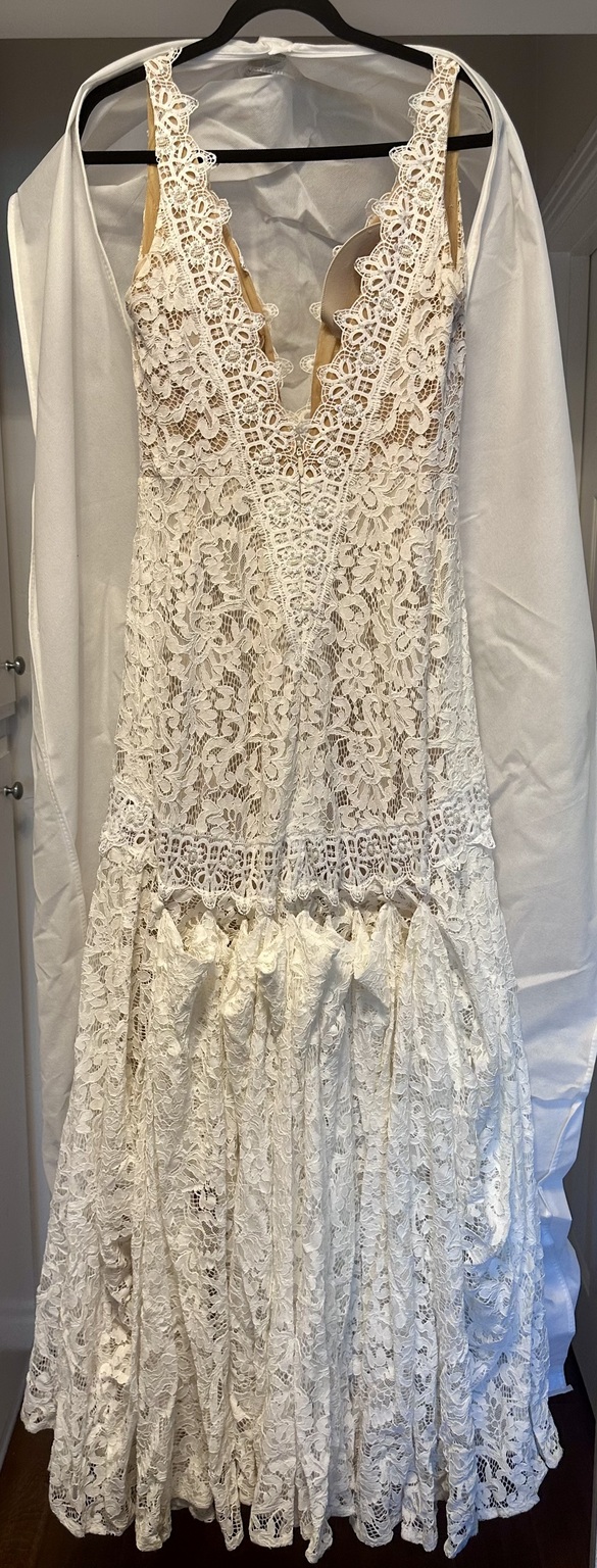 Rish Bridal - Nina size 8 - $1100 - (61% OFF)