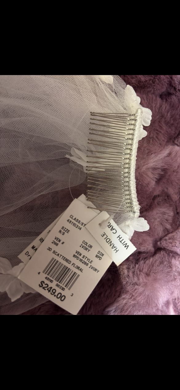 White by Vera Wang - VW351178 size 8 - $1000 - (-8% OFF)