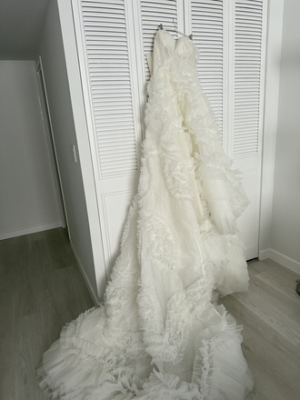 Milla nova - Bradshaw  size 4 - $3500 - (49% OFF)