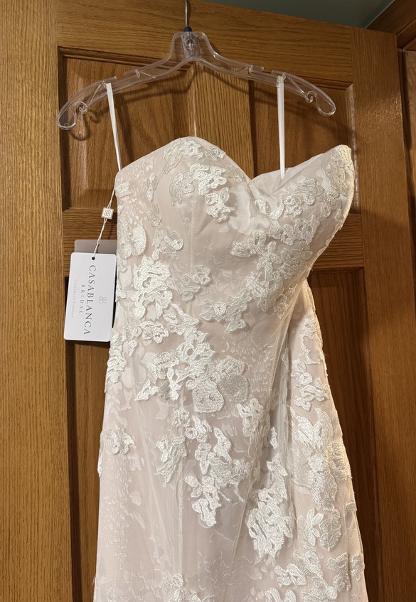 Casablanca - 2142 size 12 - $1000 - (44% OFF)