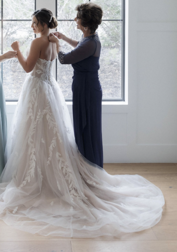 Wtoo by watters - Zazie size 4 - $800 - (65% OFF)