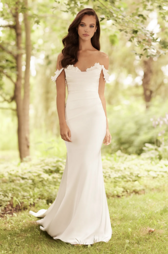 Paloma blanca - P5075 size 12 - $1800 - (33% OFF)