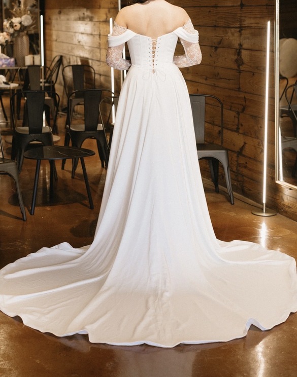 Birdie Bridal - Nonna size 18 - $1000 - (50% OFF)