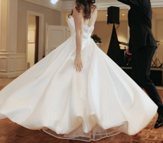 Justin Alexander - 88110 size 10 - $850 - (58% OFF)