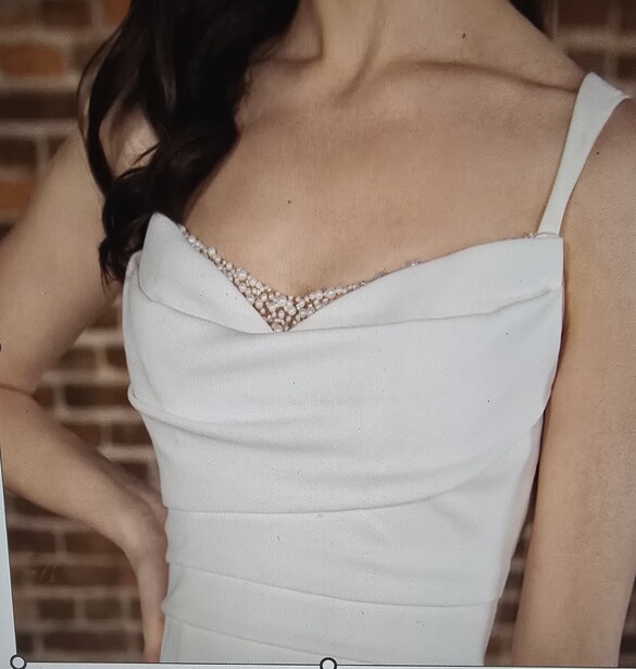 Essence of Australia - aline size 12 - $875 - (33% OFF)