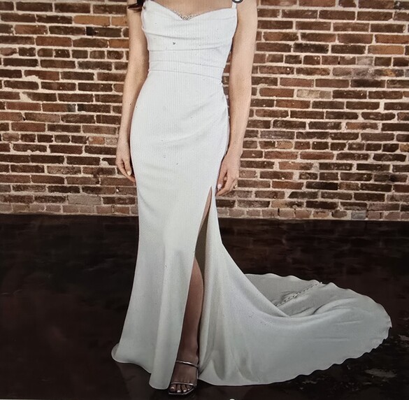 Essence of Australia - aline size 12 - $875 - (33% OFF)