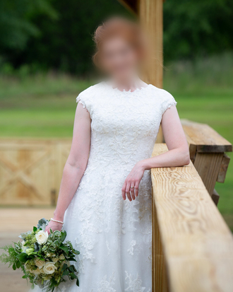 Rebecca Ingram  - Courtney Leigh size 8 - $500 - (55% OFF)