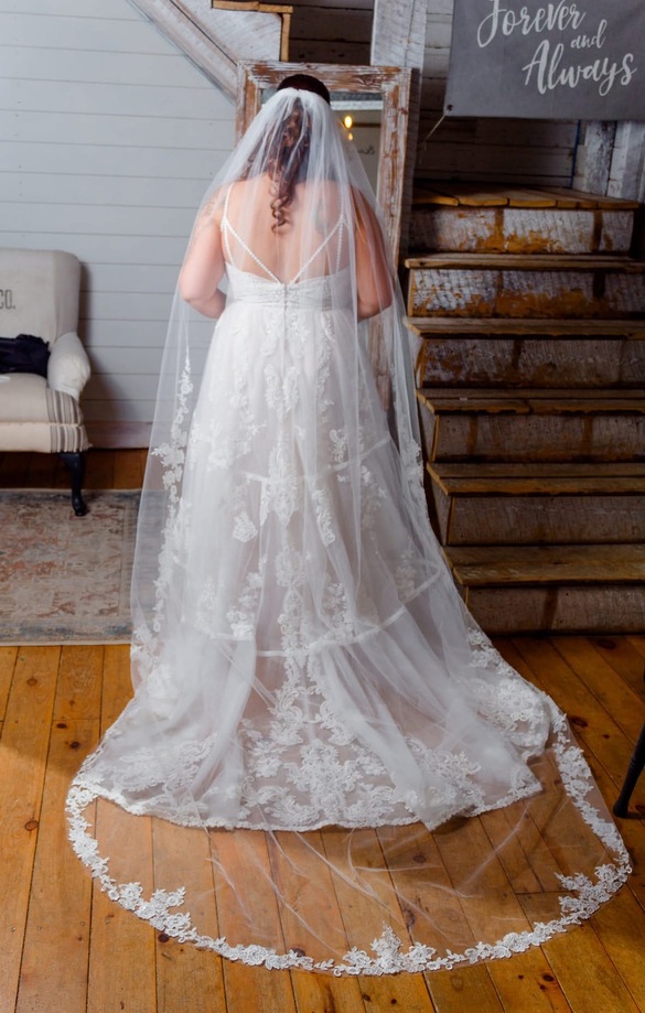 Oxford Street - Wedding Dress size 14 - $1000 - (41% OFF)
