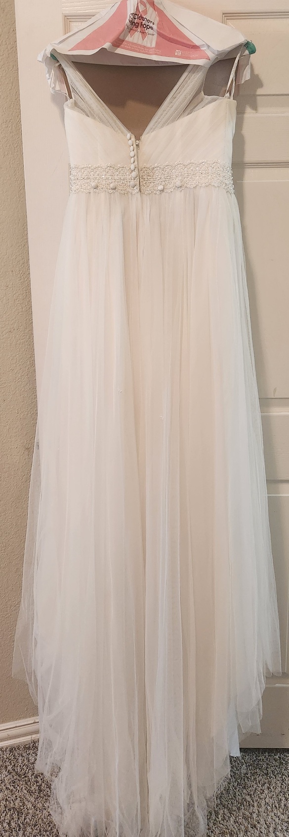David's bridal - Tulle A-Line size 6 - $600 - (40% OFF)