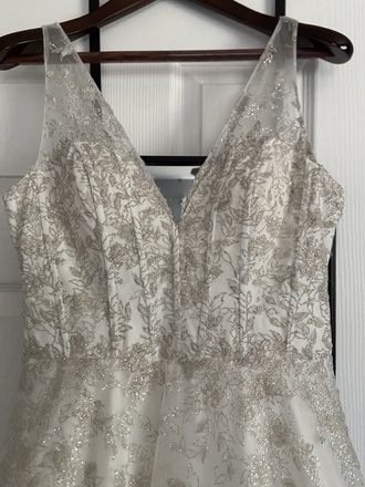 Jovani  - JB06913A size 8 - $650 - (50% OFF)