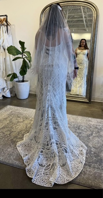 Rue de Seine - Alba size 16 w/ size 10 Sea Mist sleeves size 16 - $2850 - (11% OFF)