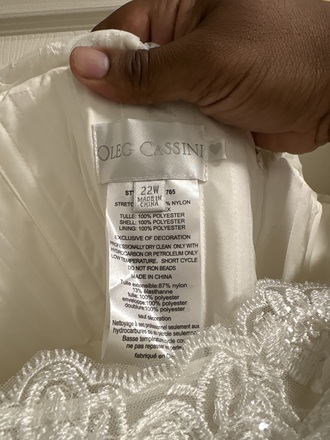 Oleg Cassini - 8CWG765 size 22 - $850 - (47% OFF)