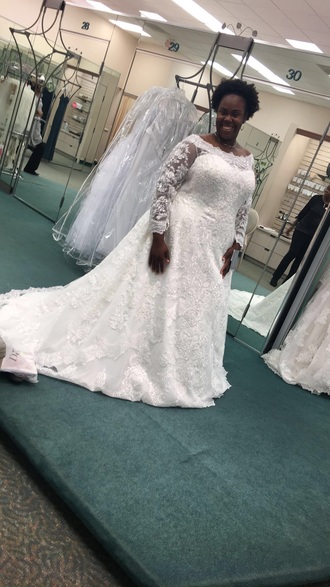Oleg Cassini - 8CWG765 size 22 - $850 - (47% OFF)