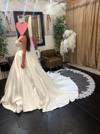 Saint Alexis Bridal - Ballgown size 0 - $1300 - (35% OFF)