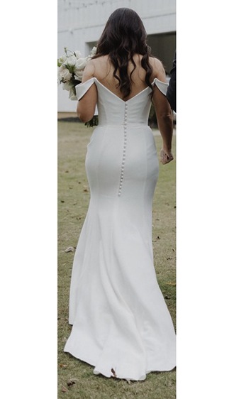 Suzanne Neville - Calla size 10 - $1600 - (69% OFF)