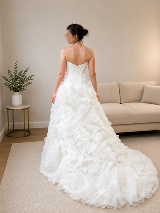 Fiore Couture - Everest size 10 - $896 - (36% OFF)