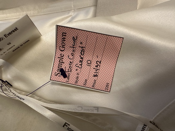 Fiore Couture - Everest size 10 - $896 - (36% OFF)