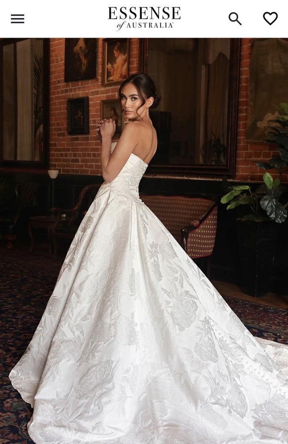 Essence of australia - D4304 size 6 - $2000 - (31% OFF)