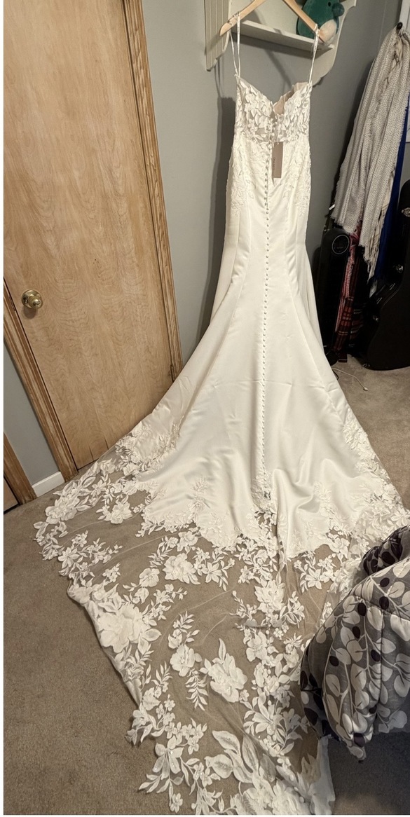 Eddy k - Isidora size 12 - $2000 - (29% OFF)