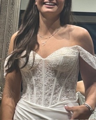 Alexandra's Bridal Boutique - NAVI size 14 - $1700 - (32% OFF)