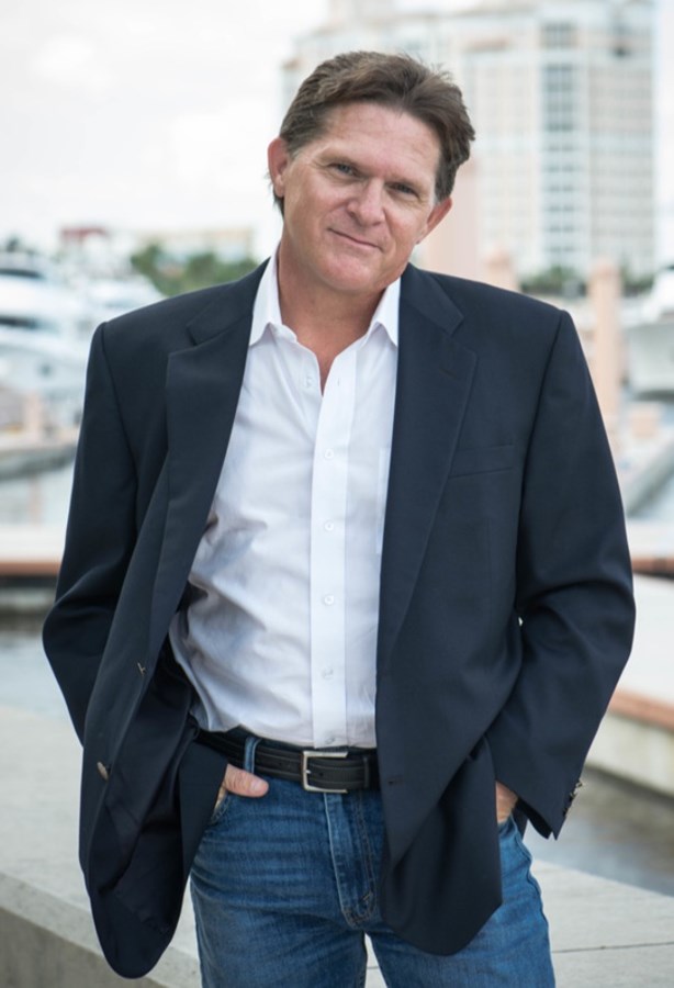 Andy Miles Photo 26544 Side