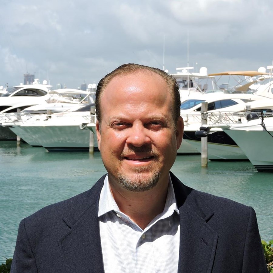 Stanley Castro Photo 24820 Side