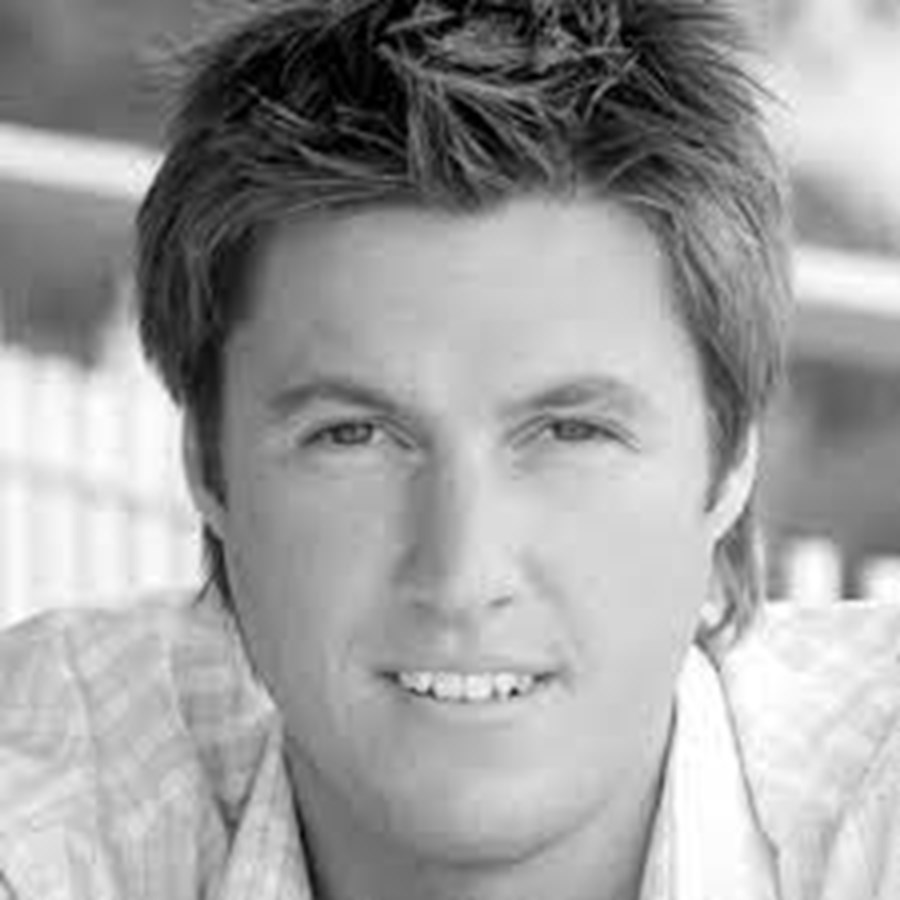 Nathan Farrelly Photo 2671 Side