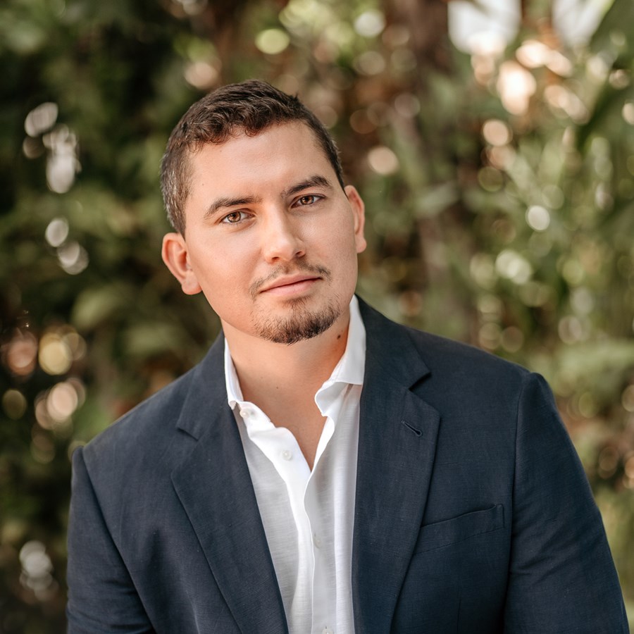 Frank Grzeszczak Jr.  Photo 27104 Side