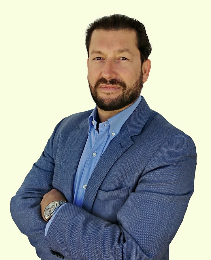 Pierre Badin Photo 27642 Side