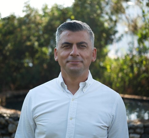 Mahmut Saral, Mora Yachts broker